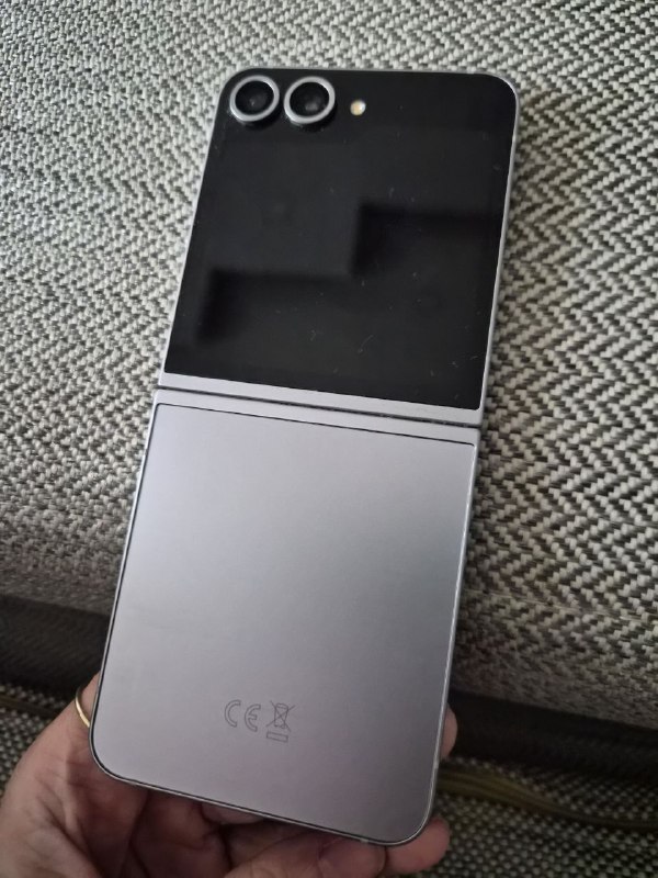 Телефон Samsung Z Flip 6 256GB серый 4