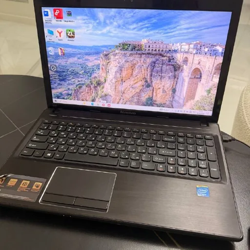 Ноутбук Lenovo