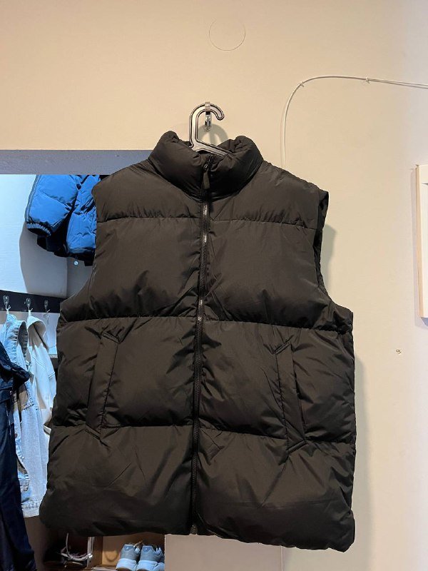 жилетка, куртка, джинсы, рубашка, футболки, свитшот, худи, штаны Jordan, сумка, цепь, midi контроллер