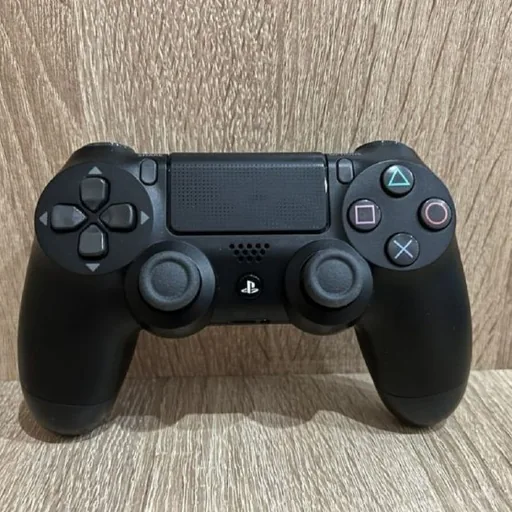 DualShock 4, геймпад для PS4