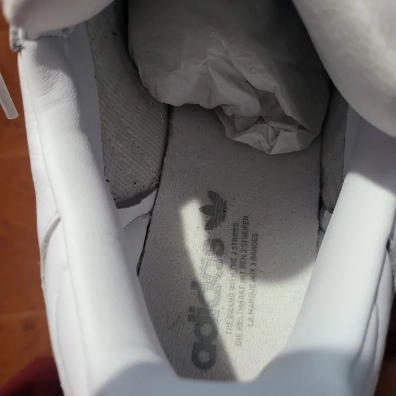 Adidas sneakers 1
