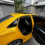 Жёлтый Audi 6