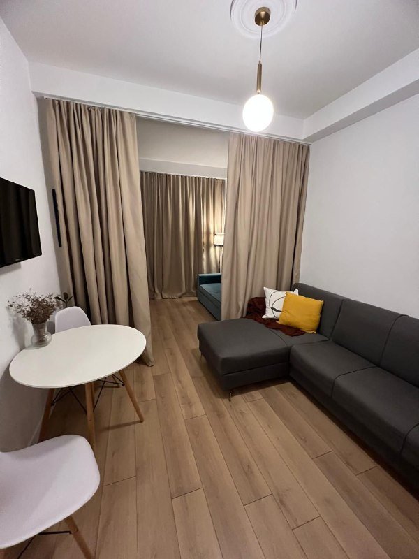 Квартира 2+1 в центре Батуми на длительный срок 7