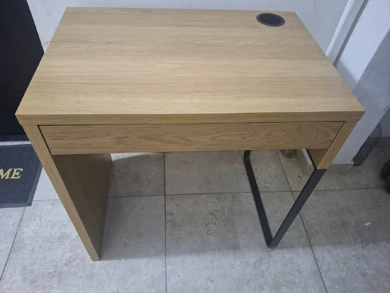 Детский письменный стол Ikea 1