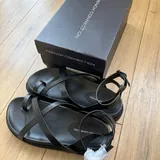 Кожаные босоножки Mango, босоножки French Connection 9