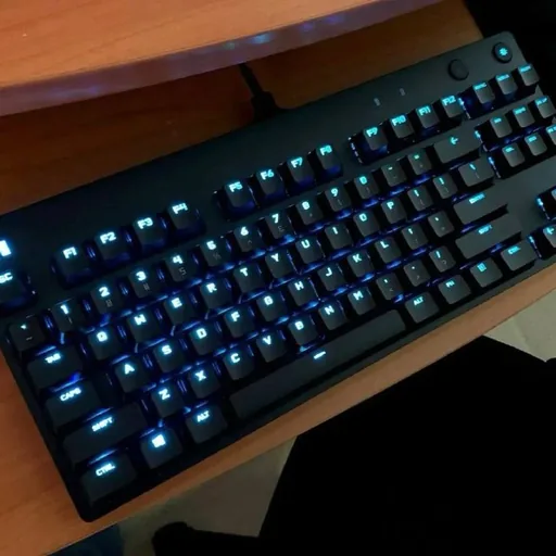 Клавиатура Logitech G Pro