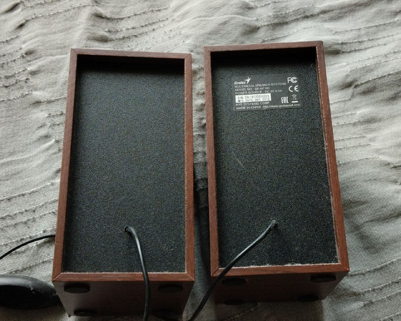 Power bank, колонки Genius SP-HF 180, память DDR3 8 Гб 5