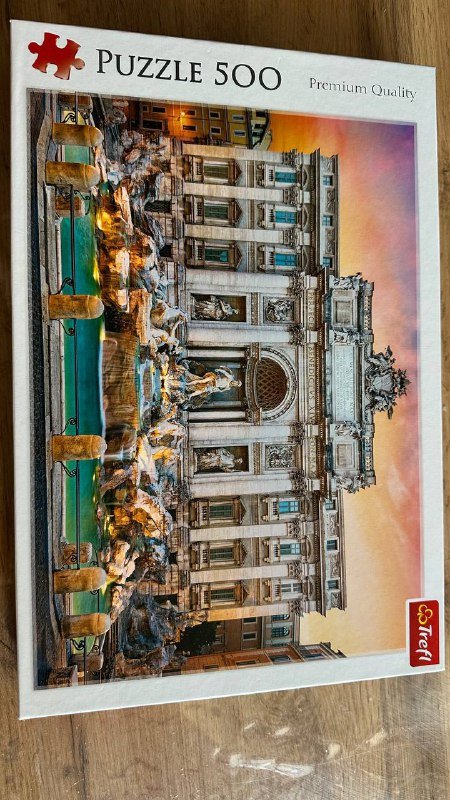 Пазлы, таблетница, книги