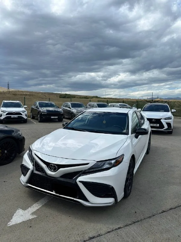 Toyota Camry 2018 1