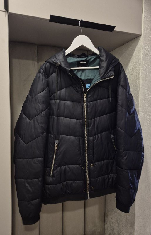Куртки Diesel размер L - XL, кожаные кеды Diesel размер 43, куртка Gipsy кожаная 2XL - 3XL 4