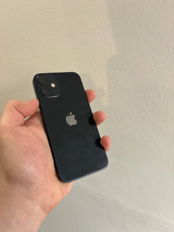 iPhone 12 mini 64 ГБ 1