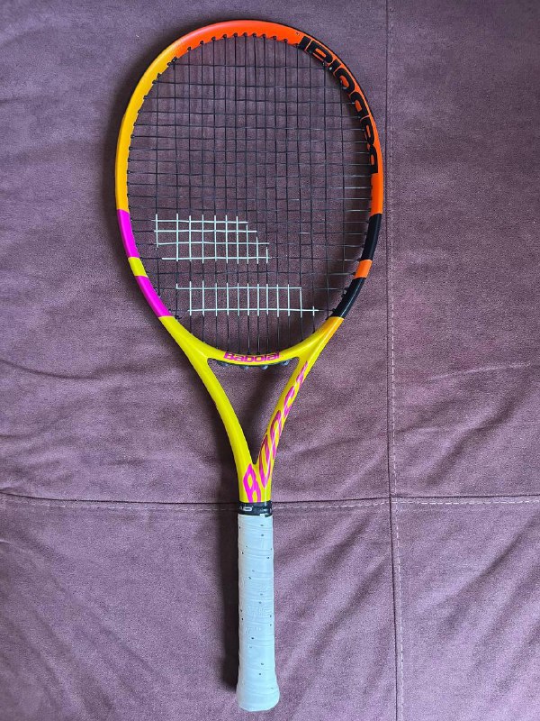 Теннисные ракетки Babolat Aero Boost Rafa, Wilson Pro Staff Precision RXT 105