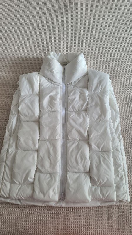 Стильная дутая жилетка на молнии oversize 4