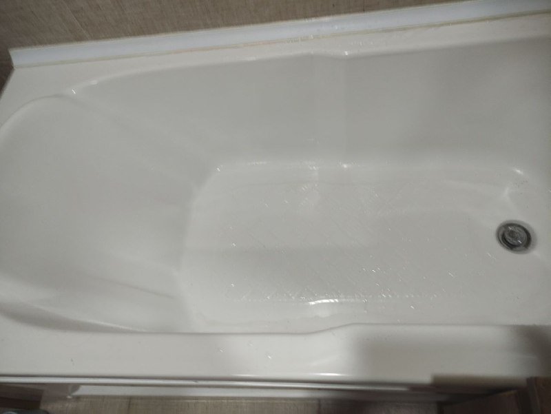 Ванна акриловая с экраном 138x68 2