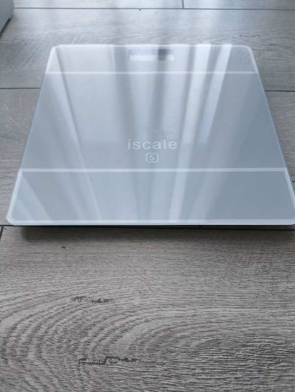 Стеллаж, обувница, клеевой пистолет, подставка для ноутбука, столик, весы, мольберт 6