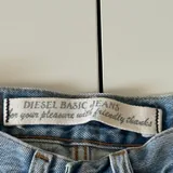 Женские шорты Diesel, размер 26 2