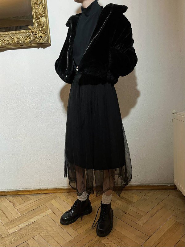 Черная искусственная шуба размер s 2