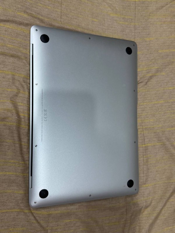 MacBook Air M1 16GB 256GB 3