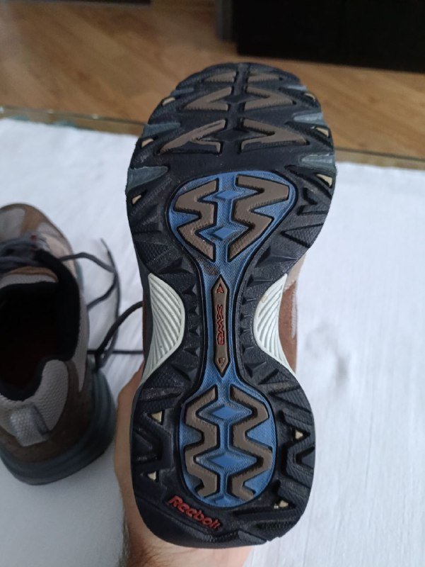 Трекинговые кроссовки Reebok, размер 37 4