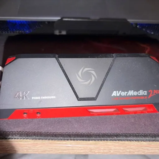 Карта видеозахвата AVerMedia 2K