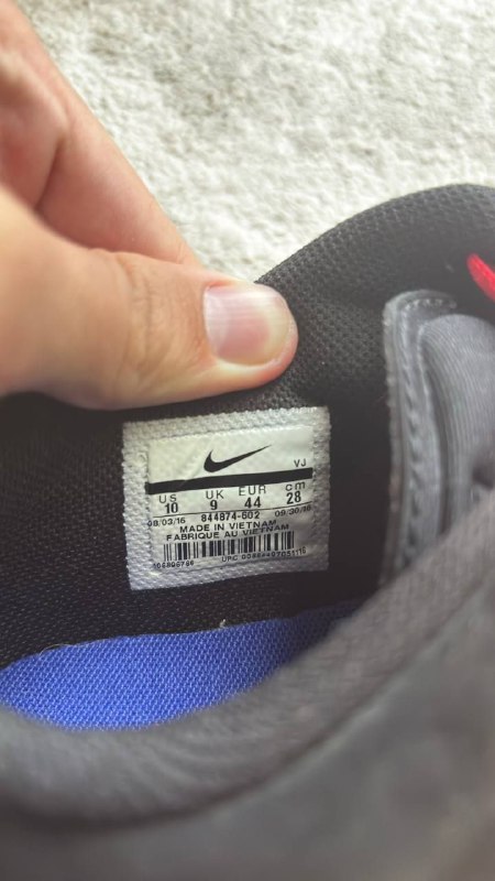 Кроссовки Nike Air Max, Кроссовки ASICS Gel-Phoenix