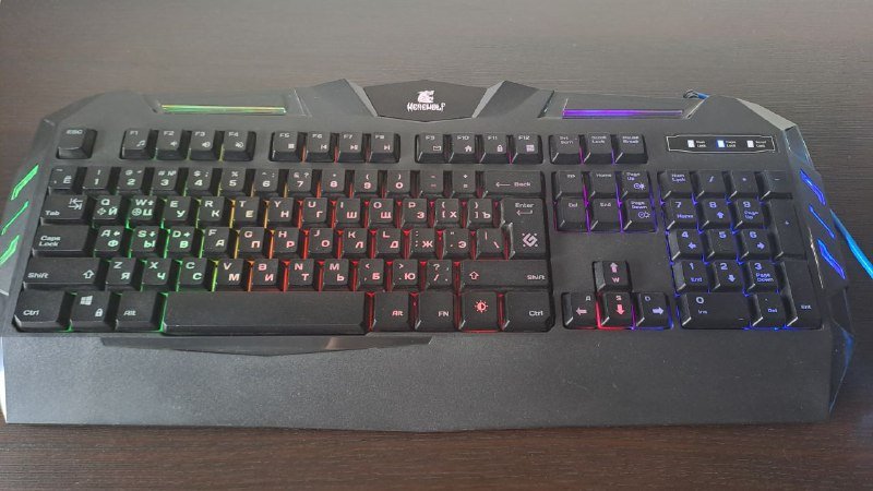 Клавиатура с цветной подсветкой