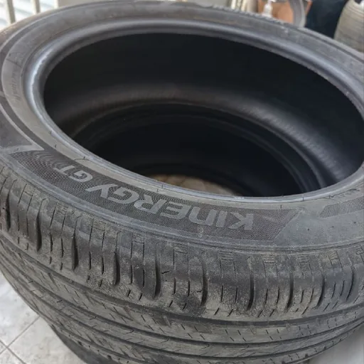 Шины Hankook R19 235/50, 2 шт.
