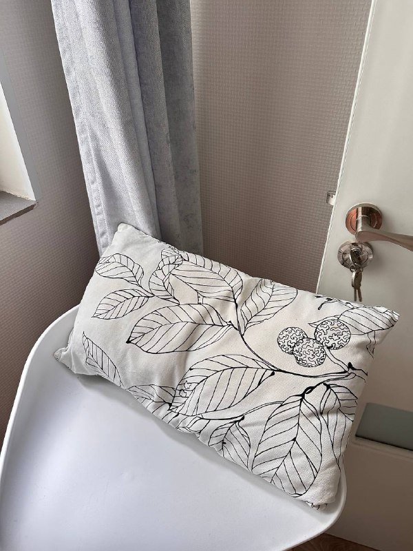 Декоративная подушка