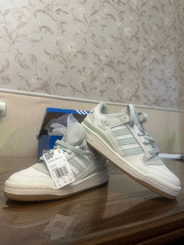 Adidas Forum Low женские кроссовки 40
