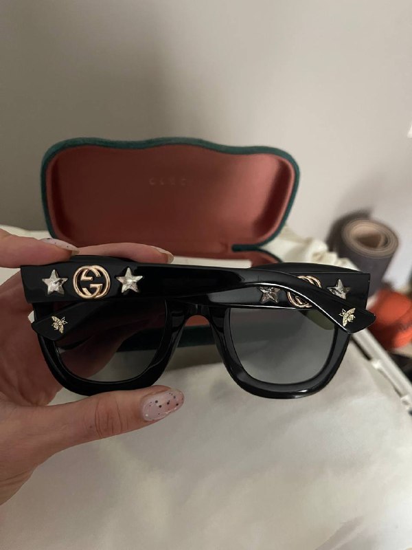 очки солнцезащитные Gucci 2