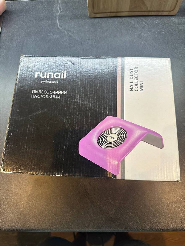 Гладильная доска, кухонные весы, пылесос для ногтей, блендер, вешалка, маленький телевизор 4