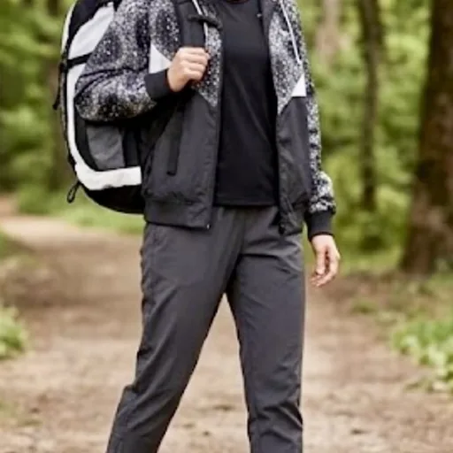 Женская куртка adidas на флисе