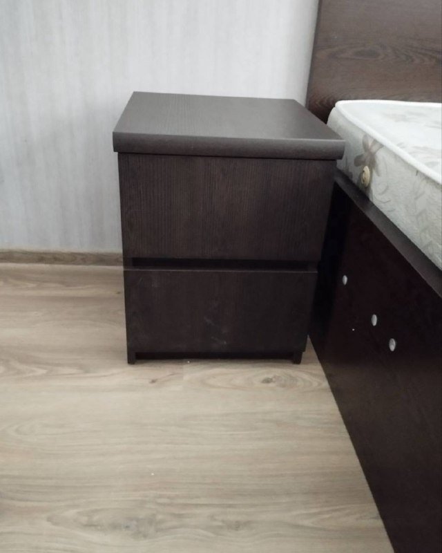 Тумба прикроватная