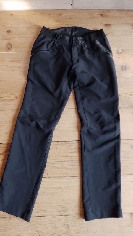 Футболка Uniqlo, платье, кольцо, накидка, брюки несколько 7