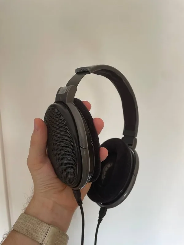 Наушники Sennheiser HD650 1