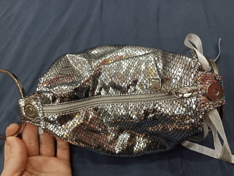 Вечерняя сумочка Claudia Canova с эффектом змеиной кожи 3