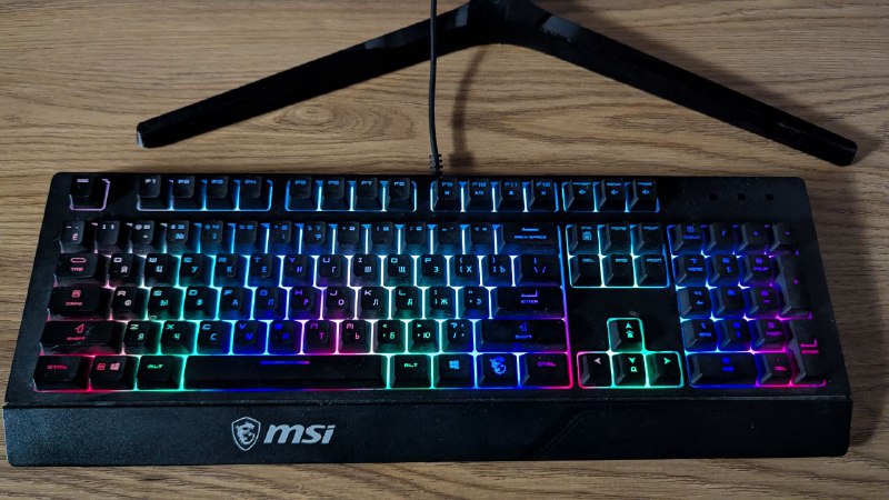 Монитор 27 дюймов Samsung, Свет RGB, Клавиатура MSI 5