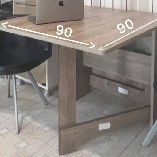 Folding table