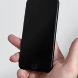 iPhone SE 2020 64GB Black 4