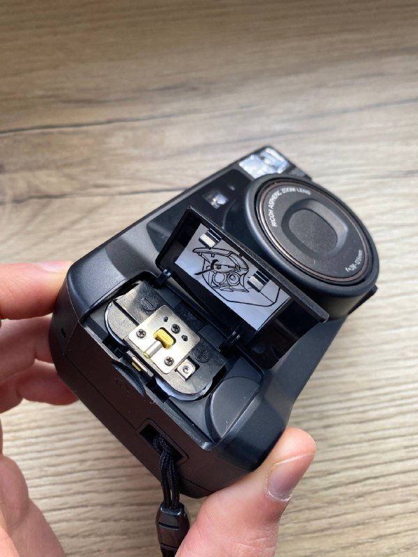 Пленочный фотоаппарат Ricoh R-125Z 4