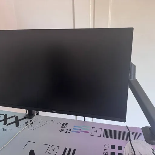 Монитор 240 Гц Full HD 24 дюйма с кронштейном