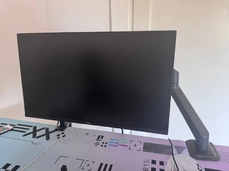Монитор 240 Гц Full HD 24 дюйма с кронштейном