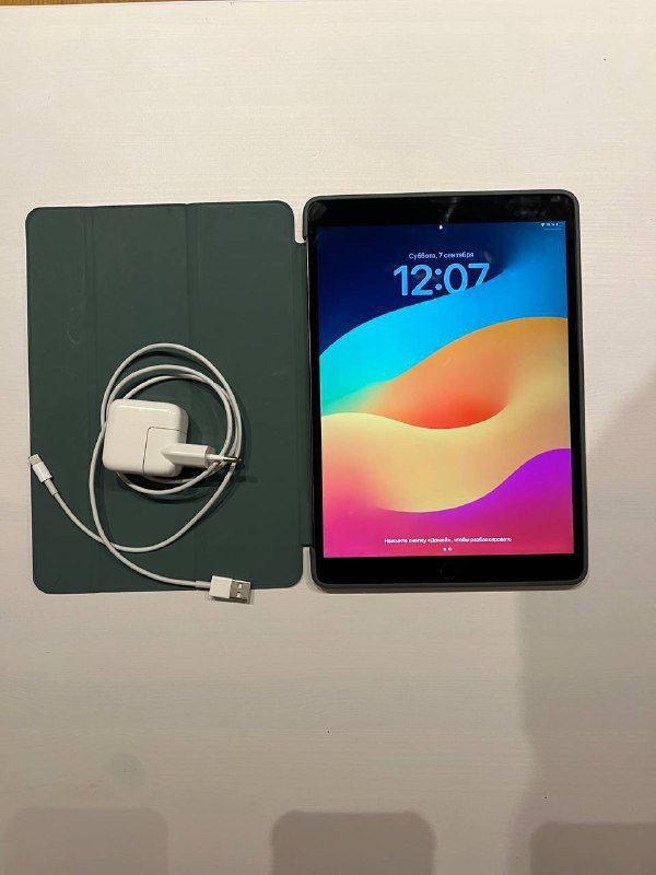 iPad Air 3rd gen 64GB with charger and case