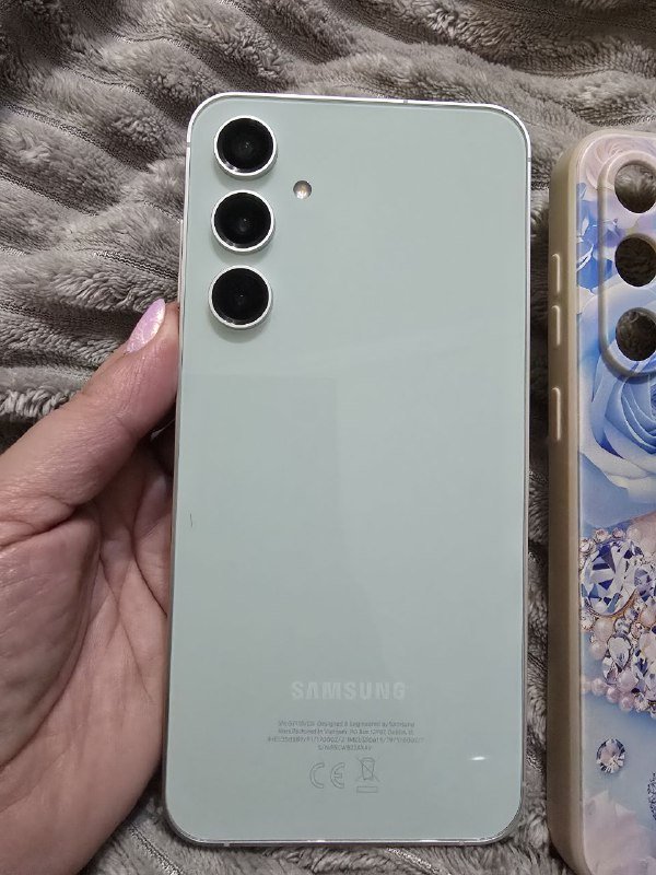 Телефон Samsung S23 FE 8/128 2