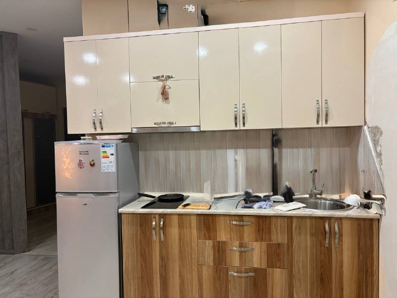 Кухонный гарнитур, холодильник