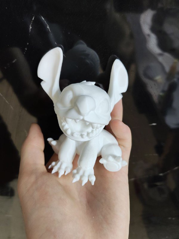 Набор раскраски Стича с красками и кистями 4