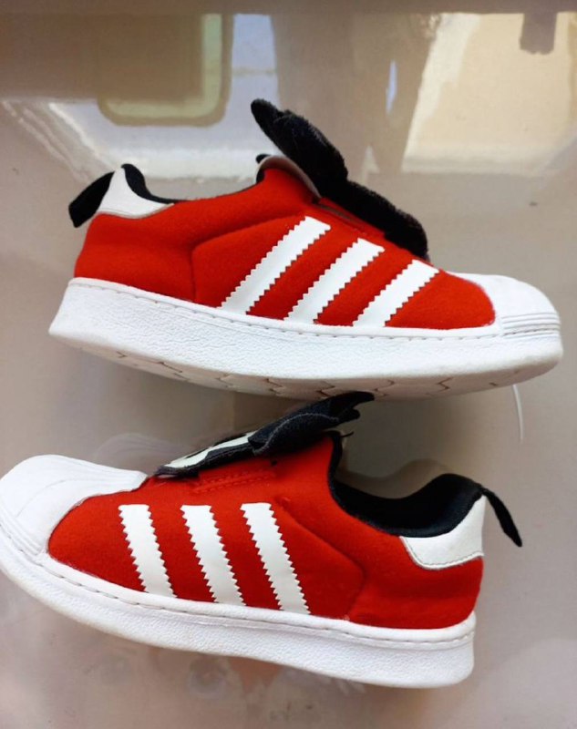 Детские кроссовки Adidas с Минни Маус 2