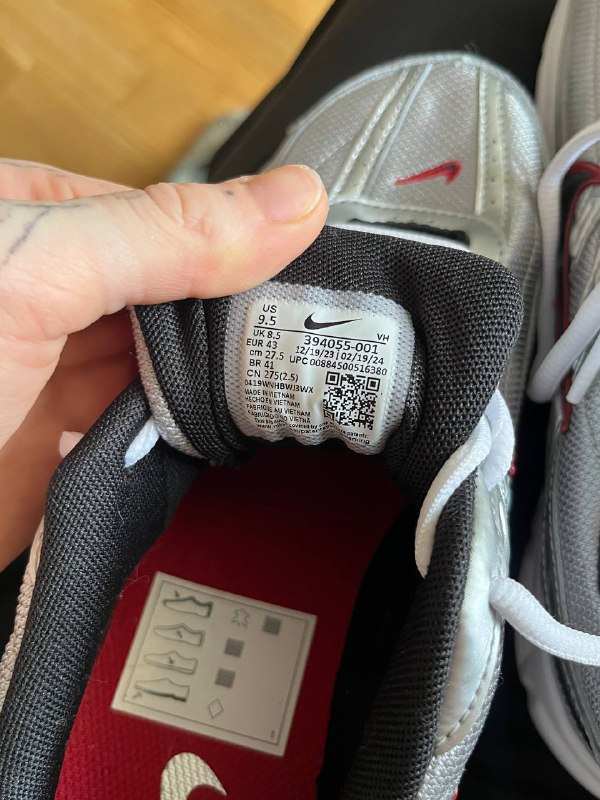 кроссовки Nike Initiator 43 размер 3