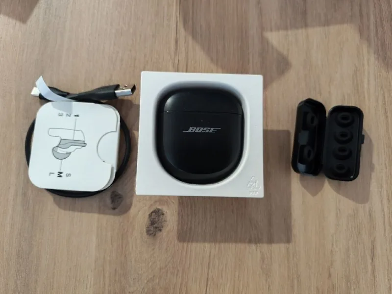 Беспроводные наушники Bose QuietComfort Ultra Earbuds 1