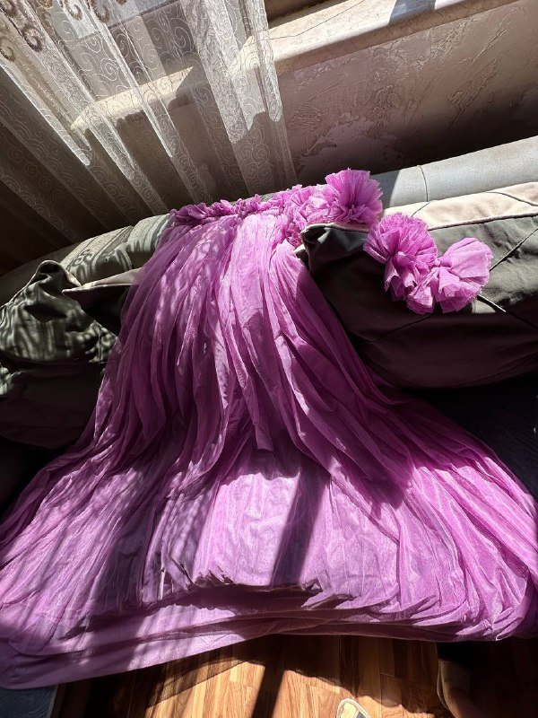 Обувь, детская куртка, тюль для кроватки, мужская куртка пуховая